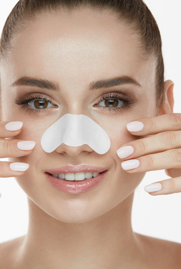 ماسك لإزالة الرؤوس السوداء