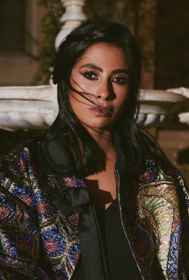 مكياج عصري يناسب صاحبات البشرة السمراء من وحي روبي