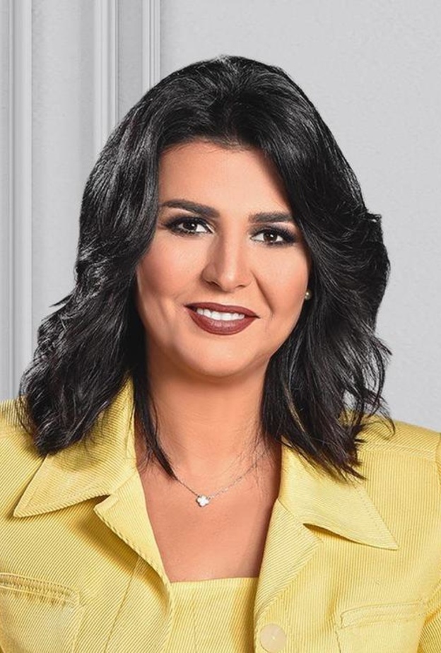 منى الشاذلي 