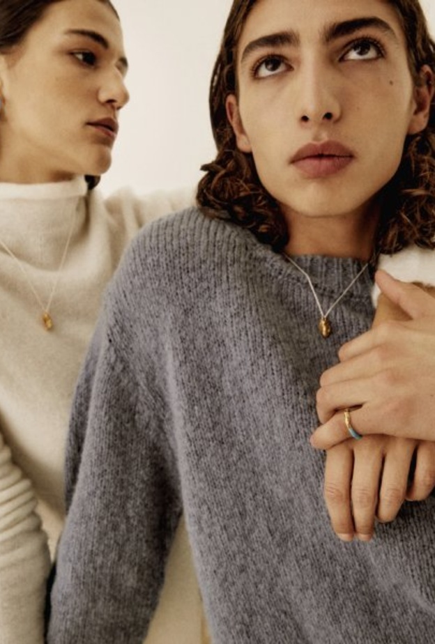 Alighieri للمجوهرات تتعاون مع YOOX في مجموعة حصريّة للاحتفال بعلاقتهما الفريدة