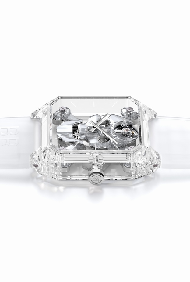  Bell & Ross تعرض الإصدار الأحدث لساعة Cyber Skull Sapphire