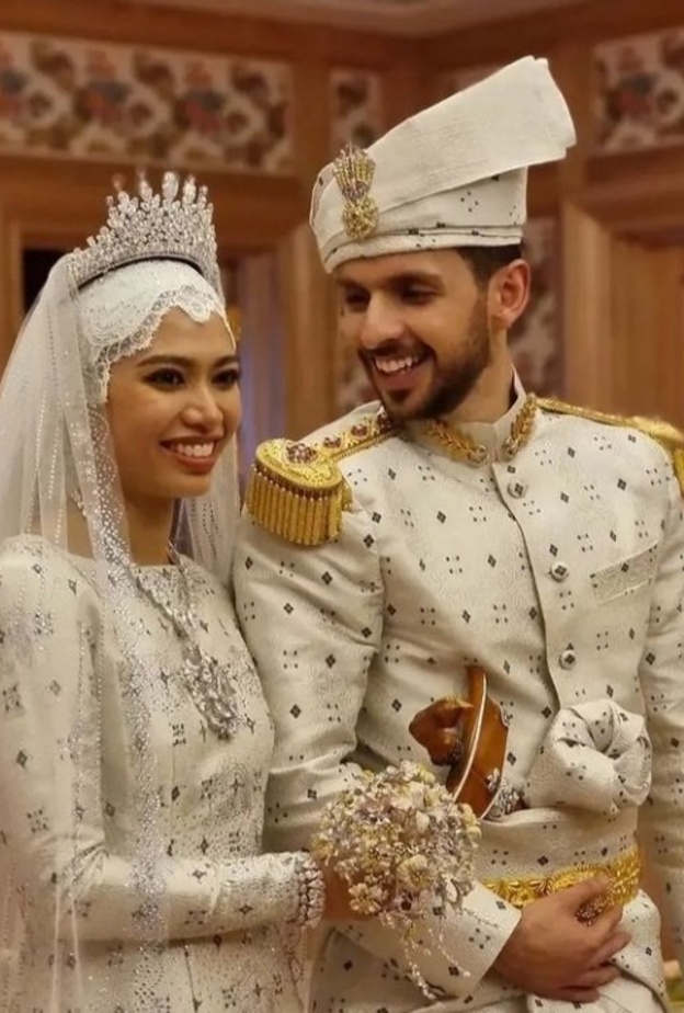 تفاصيل احتفالات الزفاف الطويلة زواج الأميرة فضيلة لباب البلقية