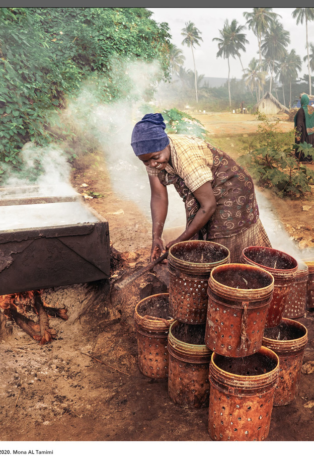 إبداعات 6 مصوّرين إماراتيين في معرض "من النهاية إلى النهاية" من "تشكيل" 