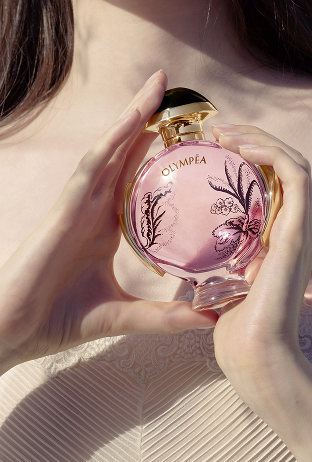 أولمبيا بلوسوم و إنفيكتوس فيكتوري عطور عصرية جديدة من باكو رابان 