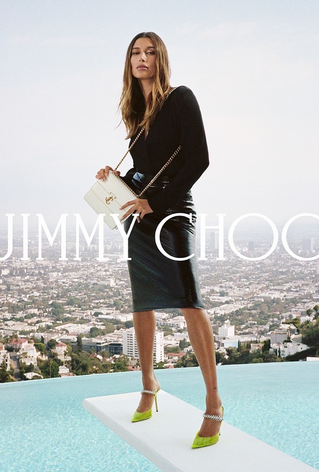 جيمي تشو تعلن عن مجموعة ربيع 2022 للمرأة المنطلقة الأنيقة