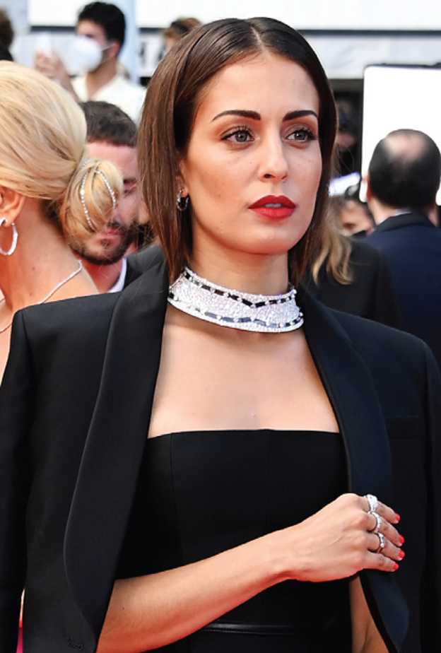 الممثلة هبة عبوك بمجوهرات "بولغري" Bvlgari في مهرجان كان السينمائي