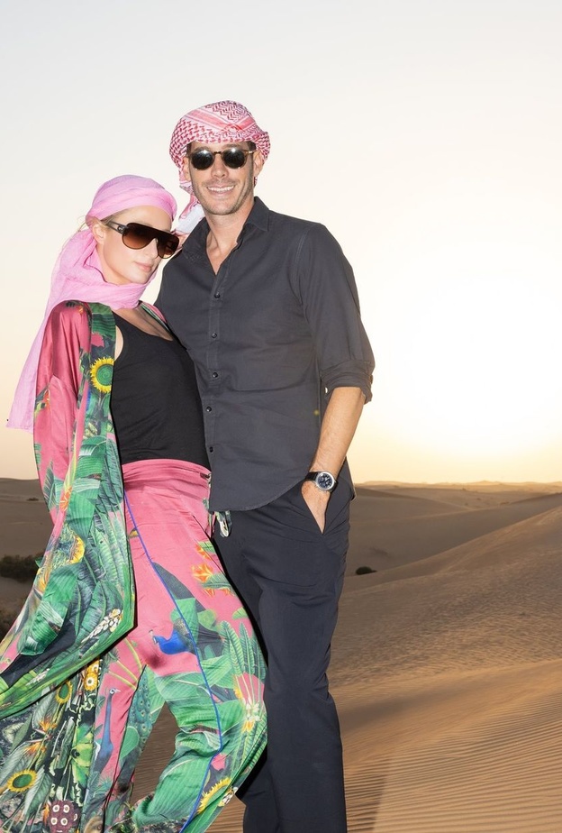 باريس هيلتون