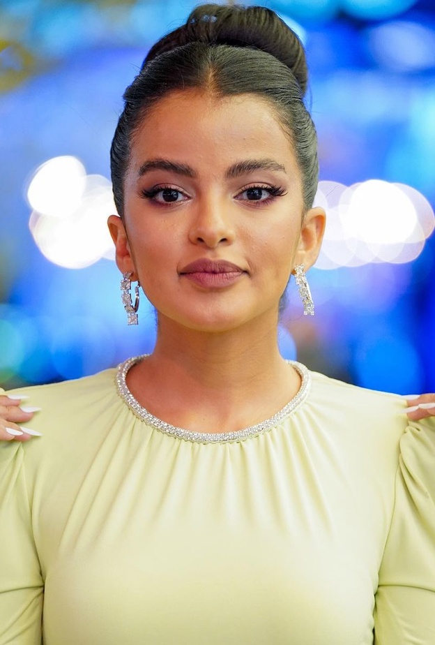 إطلالات جمالية للمرأة العصرية من وحي الإعلامية السعودية اجواء الجودي