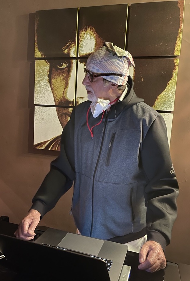 أميتاب باتشان يكشف عن الغرفة المفضلة له في منزله