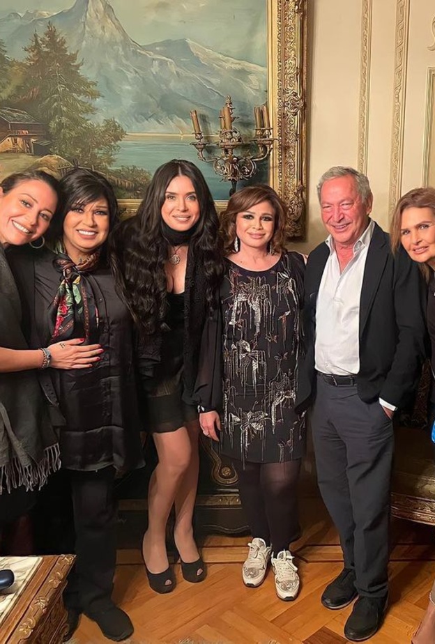 إلهام شاهين في حفل عيد ميلادها