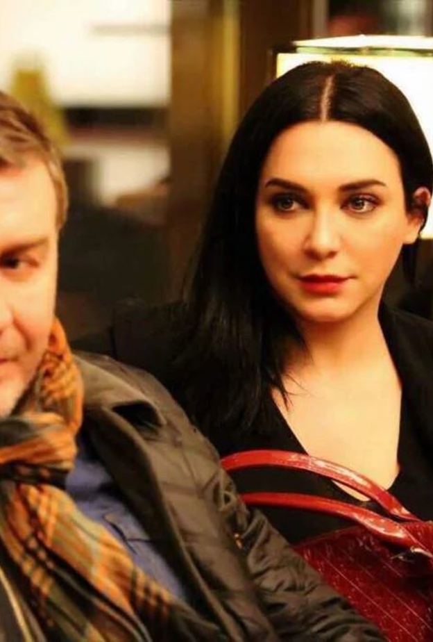 سلاف فواخرجي وزوجها