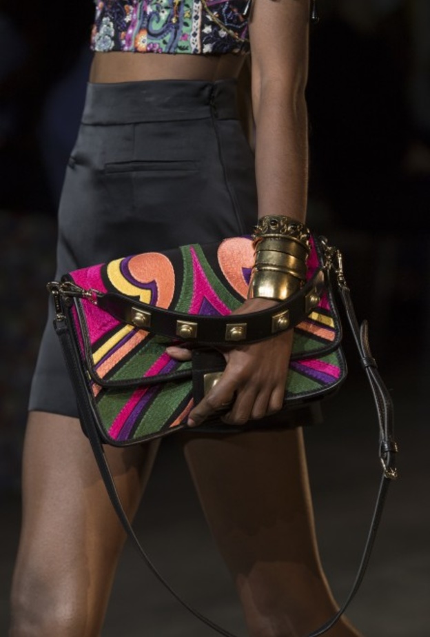 من موديلات حقائب يد 2022 حقيبة يد متعددة الألوان رائعة من Etro