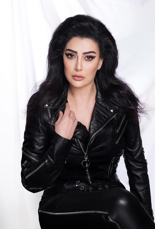 غادة عبد الرازق تعتمد تغييرا ملفتاً بإطلالتها الجمالية مع العام الجديد 