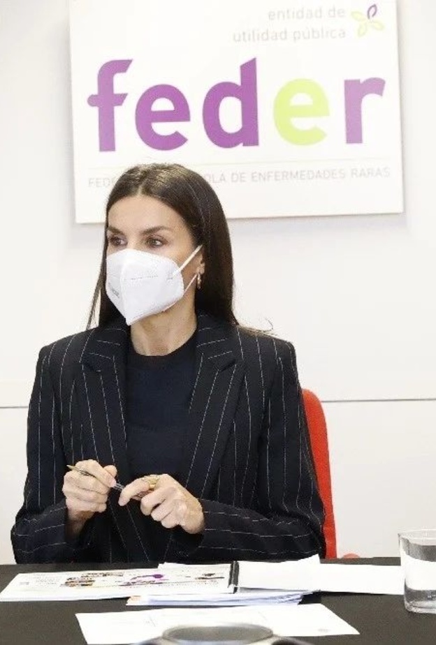 الملكة ليتيزيا تترأس اجتماع عمل للاتحاد الاسباني للأمراض النادرة