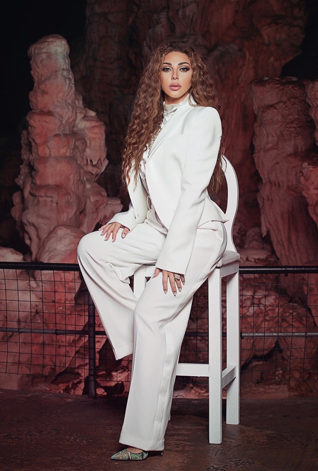 ميريام فارس