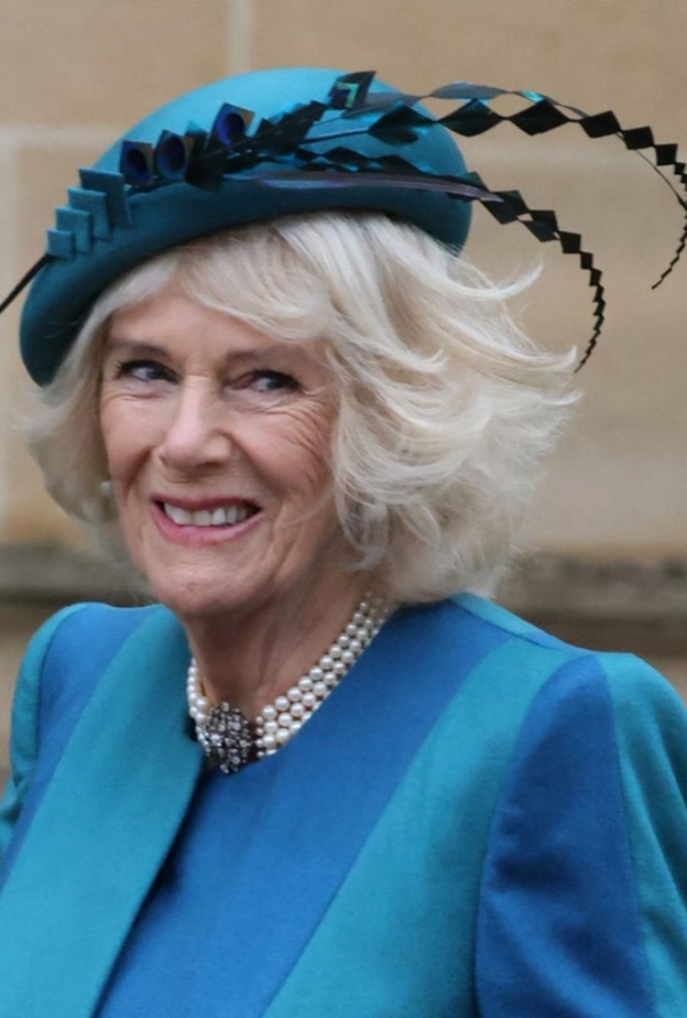 ما دلالة وتأثير حصول دوقة كورنوال على وسام فرسان الرباط؟