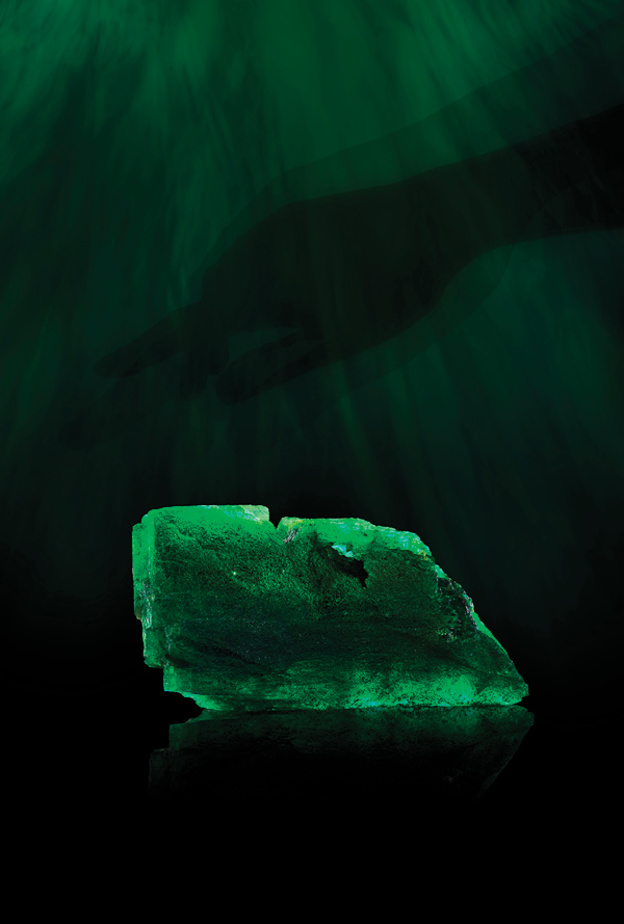 حجر زمرد (ChopardInsofu) تقدمه شوبارد كواحد من عجائب الطبيعة حجر كريم خام استثنائي في نقاءه وحجمه بوزن يبلغ 6225 قيراط