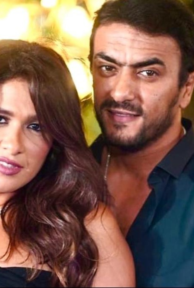 ياسمين عبد العزيز وأحمد العوضي