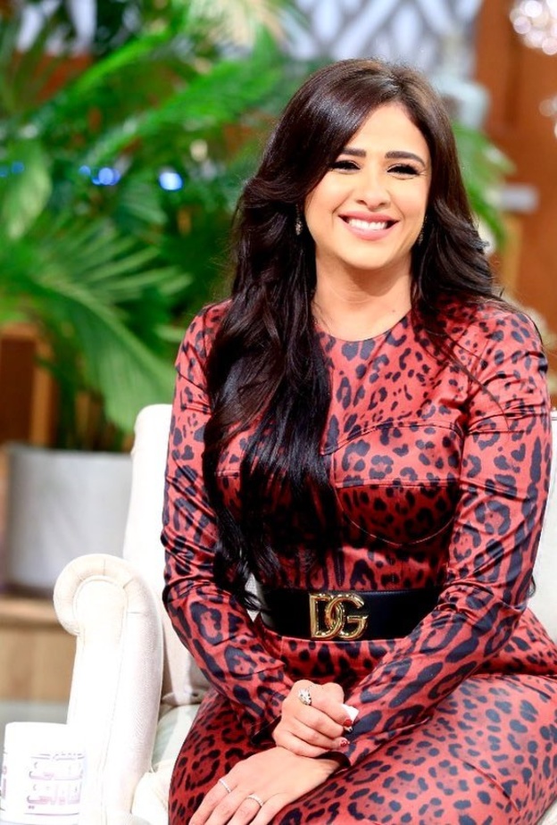 ياسمين عبد العزيز