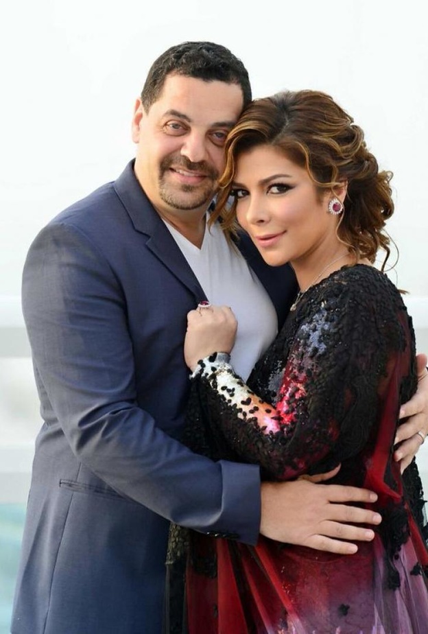 اصالة نصري وطارق العريان قبل حذف الصور