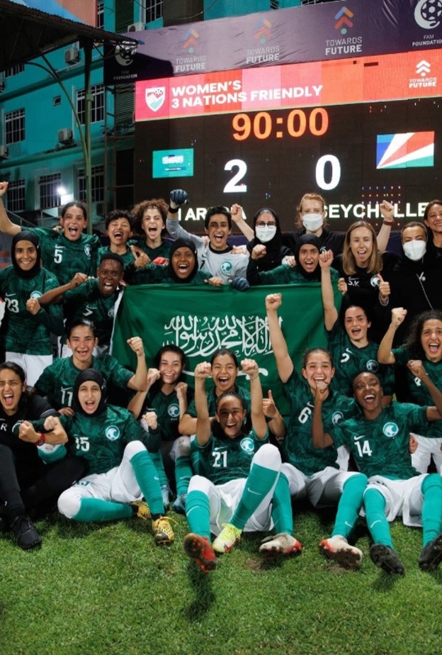 المنتخب السعودي للسيدات بكرة القدم يصنع التاريخ.. وبيليه يهنئ! 