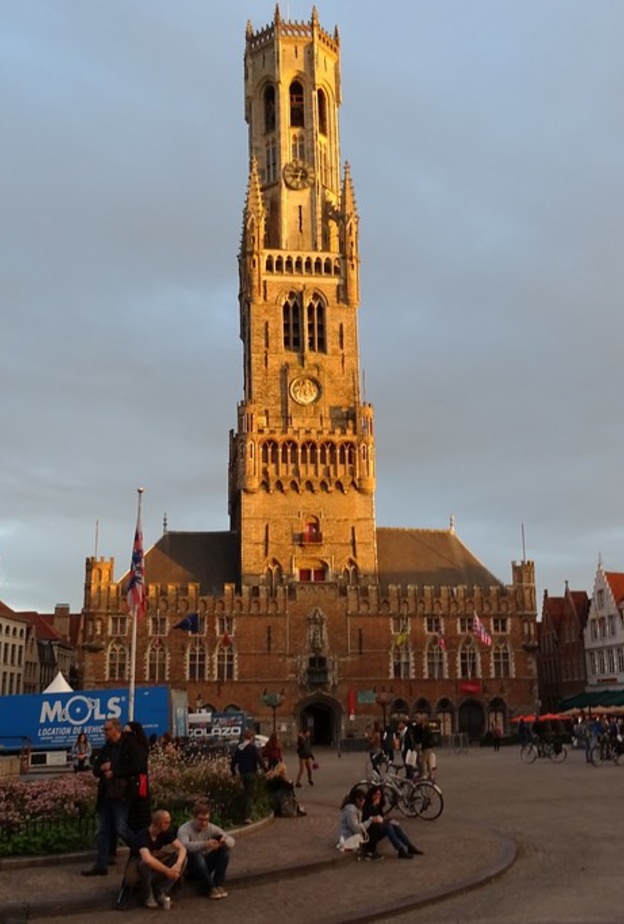 السياحة في بروج مدينة مفعمة بسحر رومانسي لعيد الحب 2022