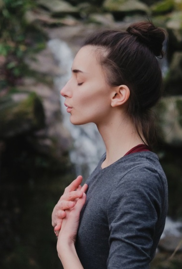 تمارين تنفس يمكن لمرضى فيروس كورونا ممارستها لزيادة إمدادات الأكسجين