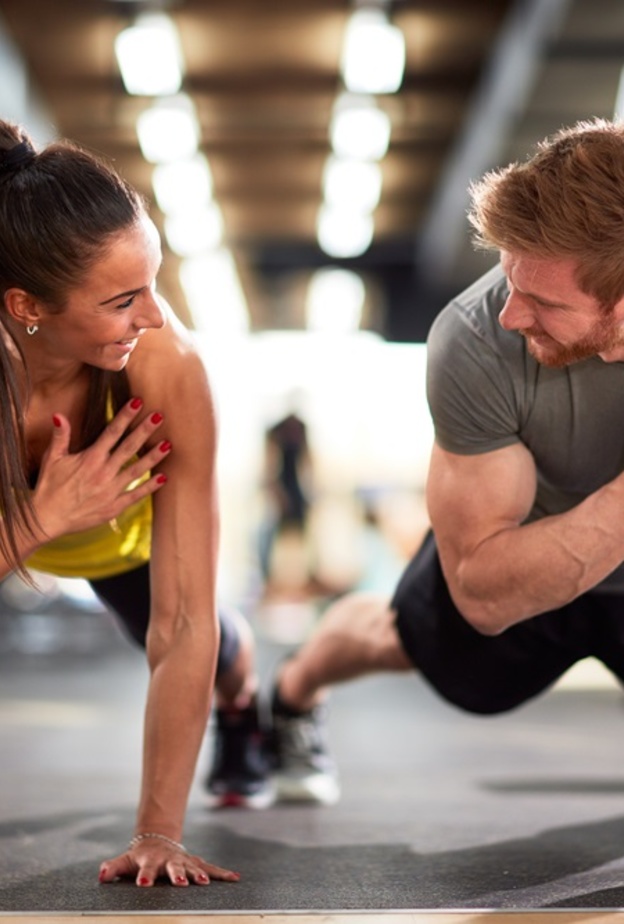 تمارين رياضية فعالة يمكن مشاركتها مع شريك حياتك في يوم الحب