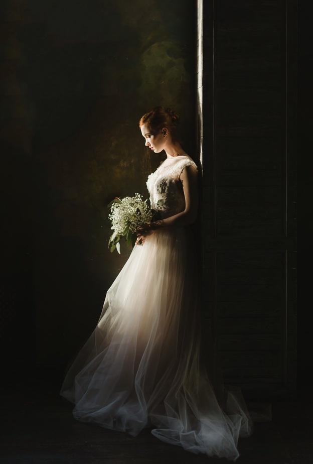 خلاف بين عروس ووالديها بالتبني في حفل الزفاف