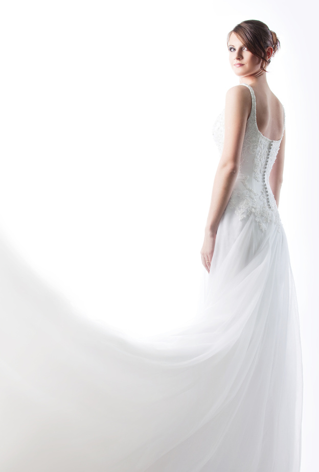 فوائد التوت لانقاص وزن العروس