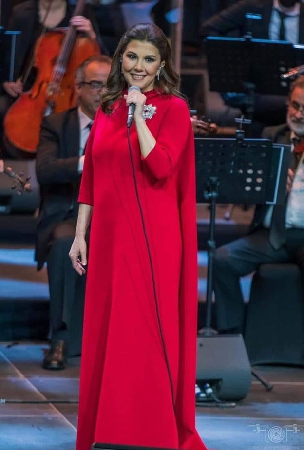 ماجدة الرومي قدمت اغنية بيوم عرسك في زفاف ابنتها- انستغرام الفنانة