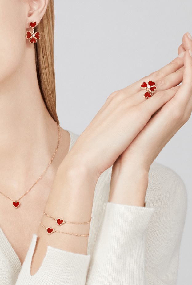 مجوهرات راقية على شكل قلب لعروس عيد الحب من فان كليف أند أبرلز Van Cleef & Arpels - Copy