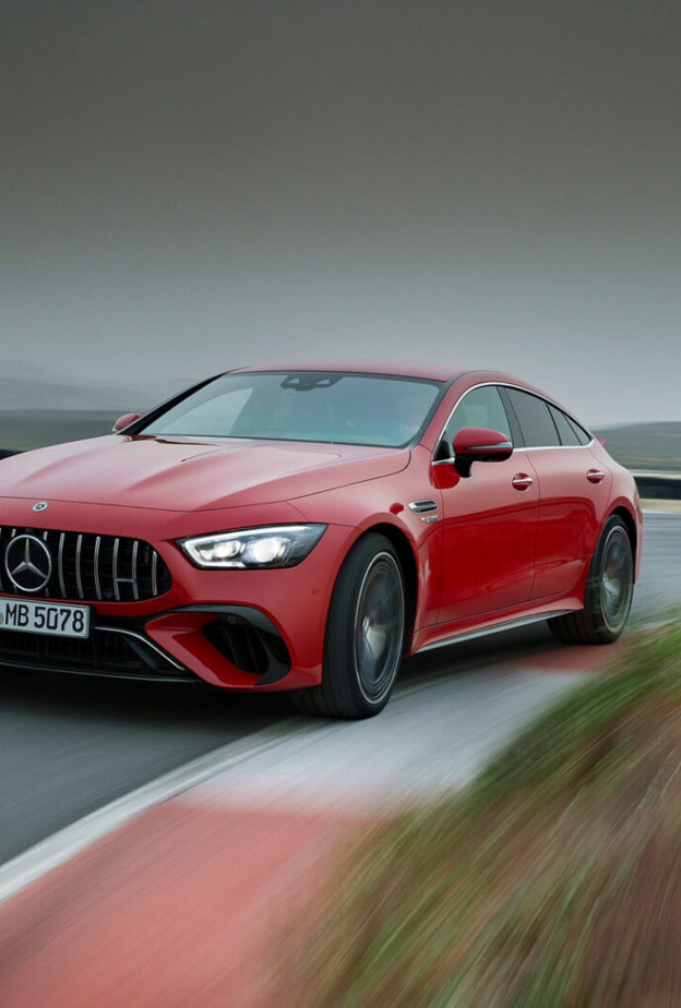 محرك سيارة مرسيدس GT 63 SE بيرفورمانس