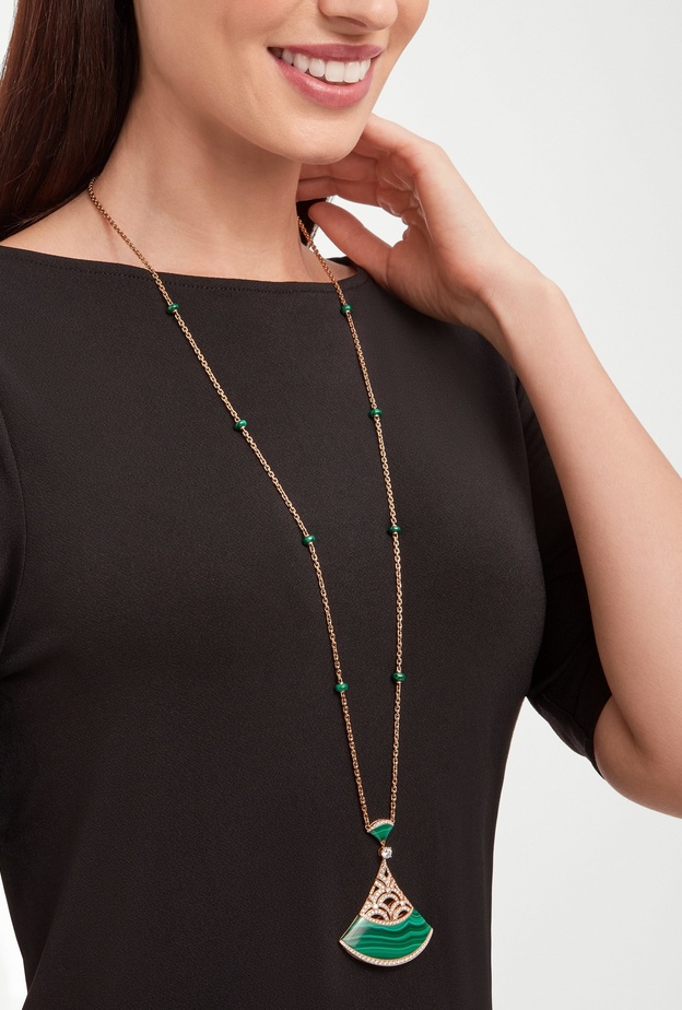 موديلات مجوهرات بأحجار نصف كريمة تناسب الاطلالات اليومية