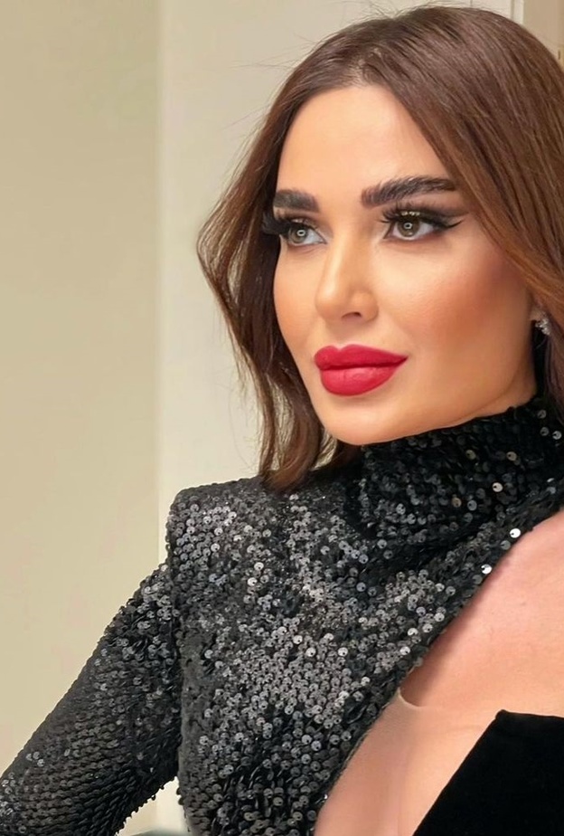 أحدث صيحات أحمر الشفاه القوي من وحي النجمات