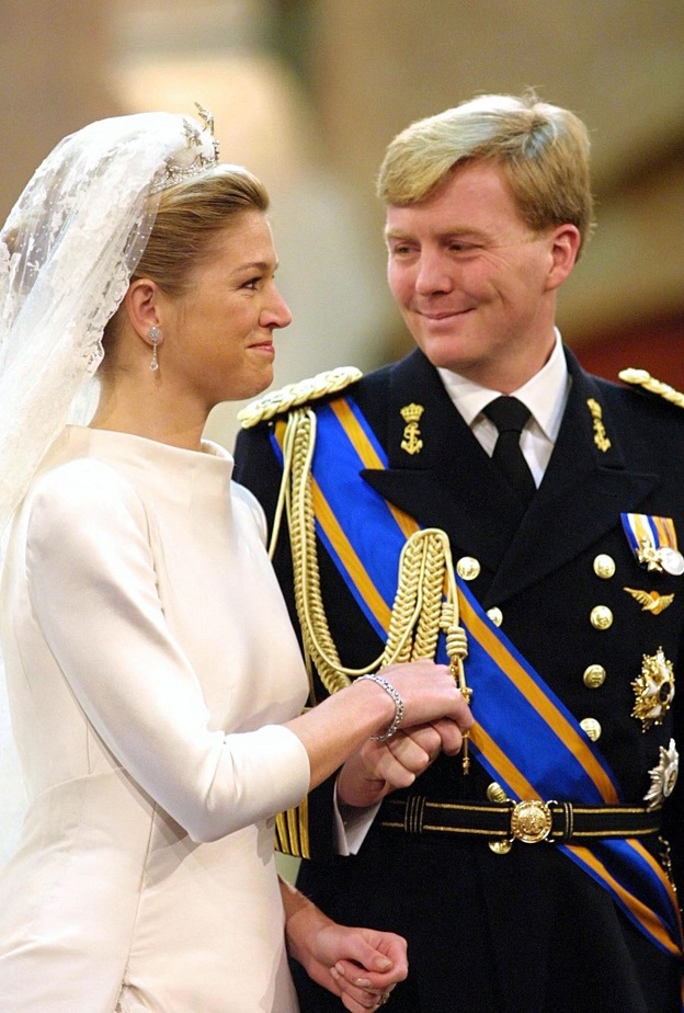 فساتين الزفاف الملكية التي توجت قصص الحب في الفلانتين