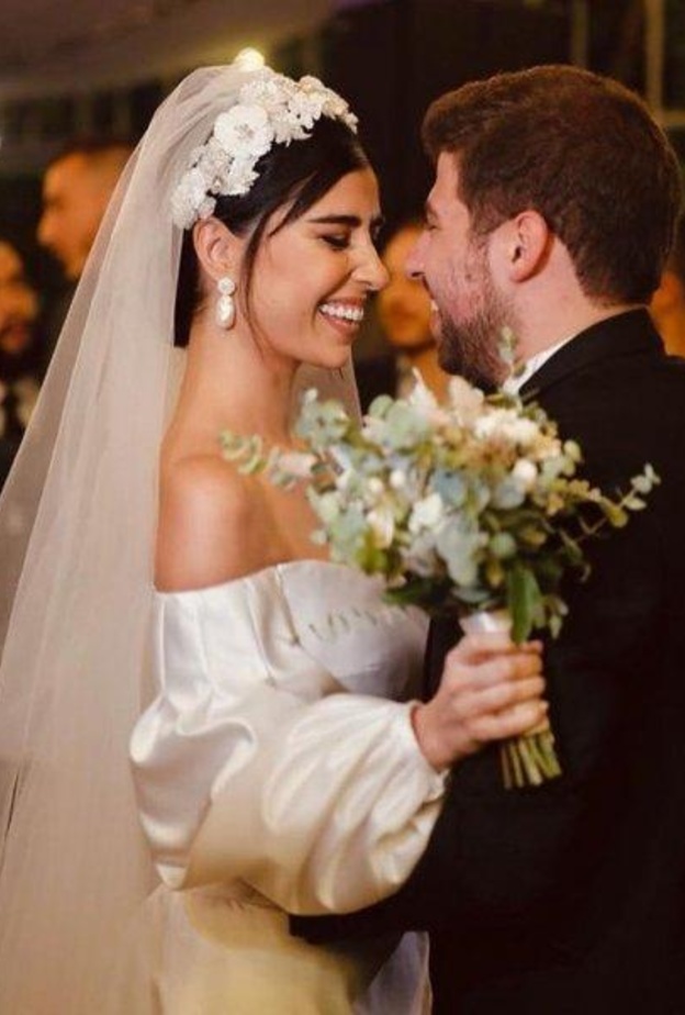 زينة مكي تعلن طلاقها رسمياً