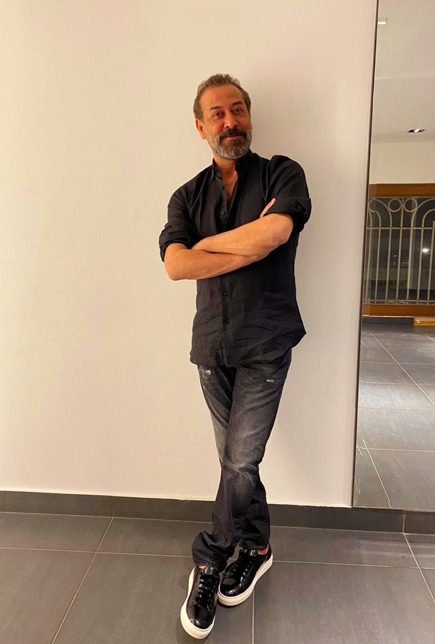 عبدد المنعم عمايري- الصورة من حسابه على فيسبوك 