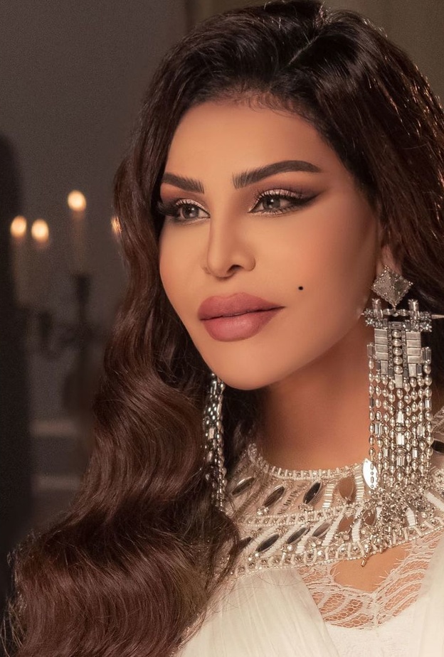  تسريحات شعر ومكياج الفنانة أحلام بمناسبة عيد ميلادها