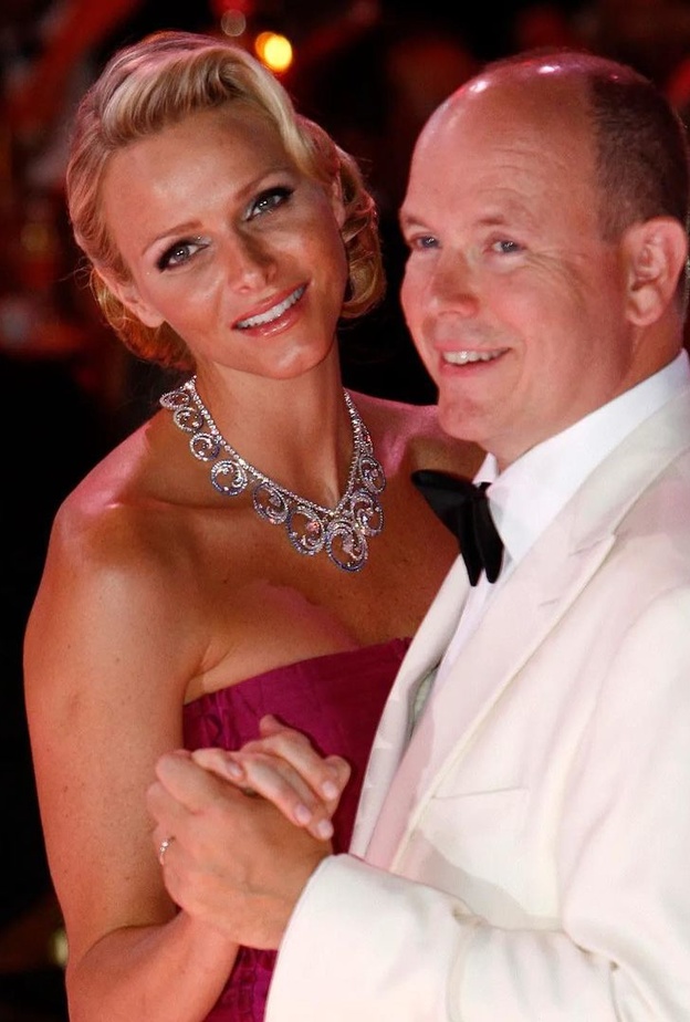  تعرفوا على "تاج المحيط" الذي تلقته الأميرة تشارلين كهدية زفاف