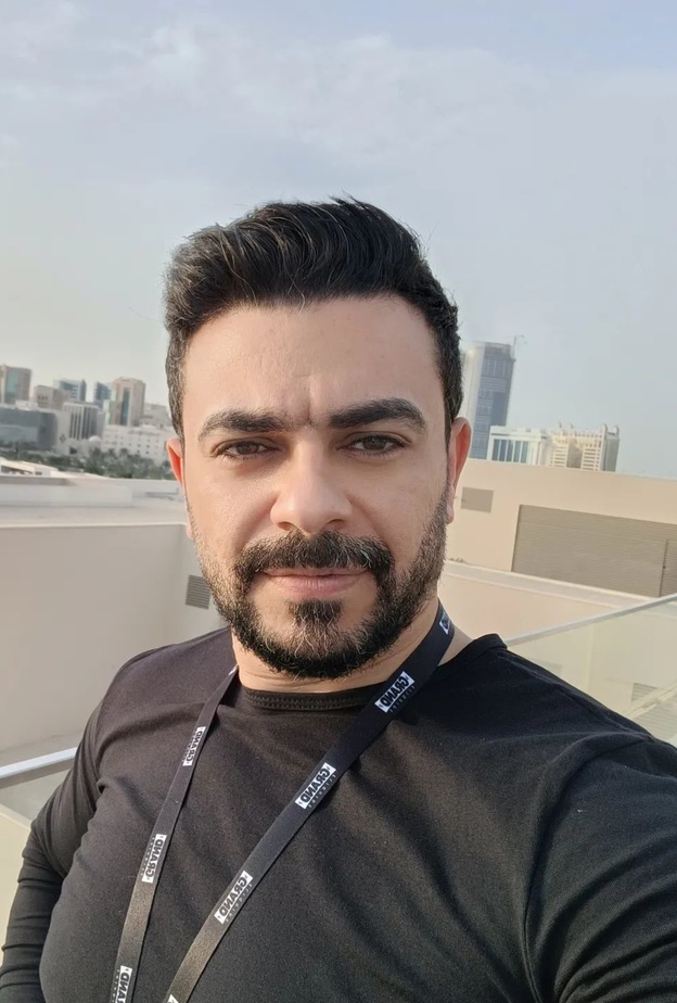 الفنان كريم الحسيني