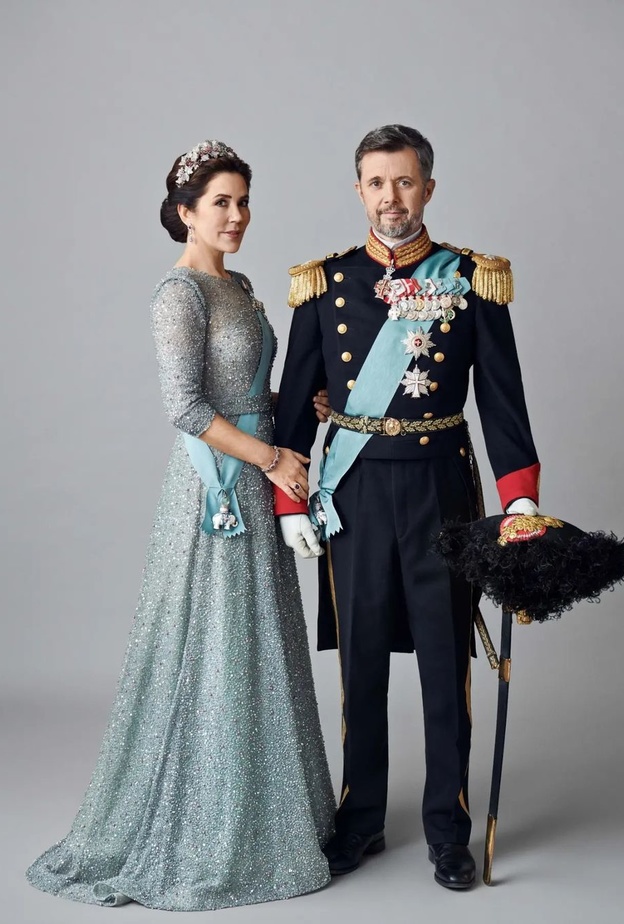 صور رسمية جديدة للأميرة ماري والأمير فريدريك