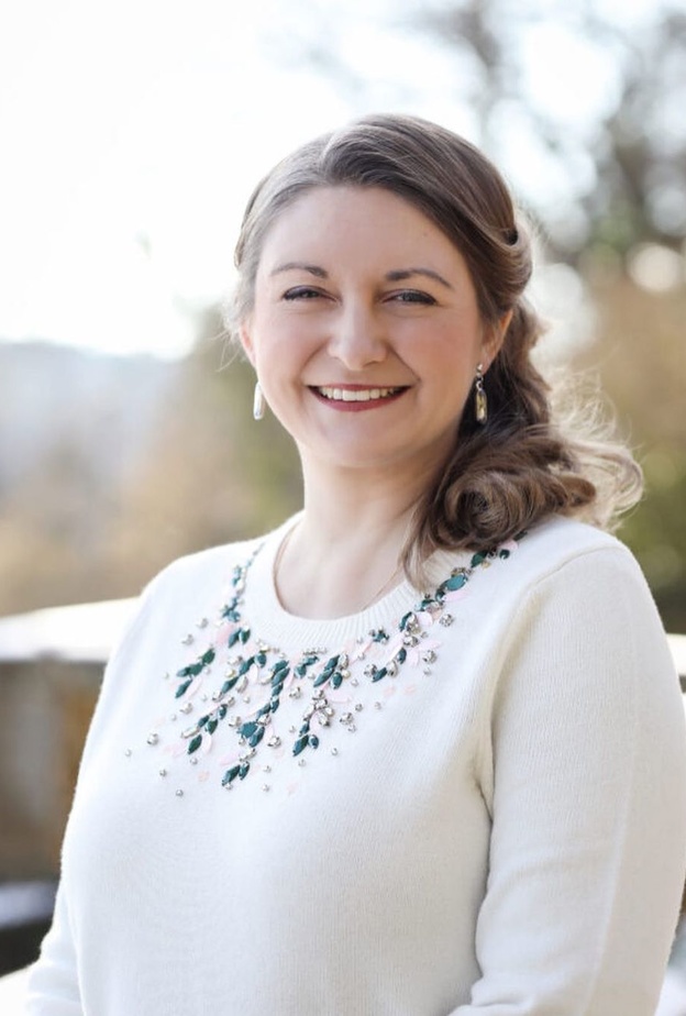 الأميرة ستيفاني تحتفل بعيد ميلادها 38