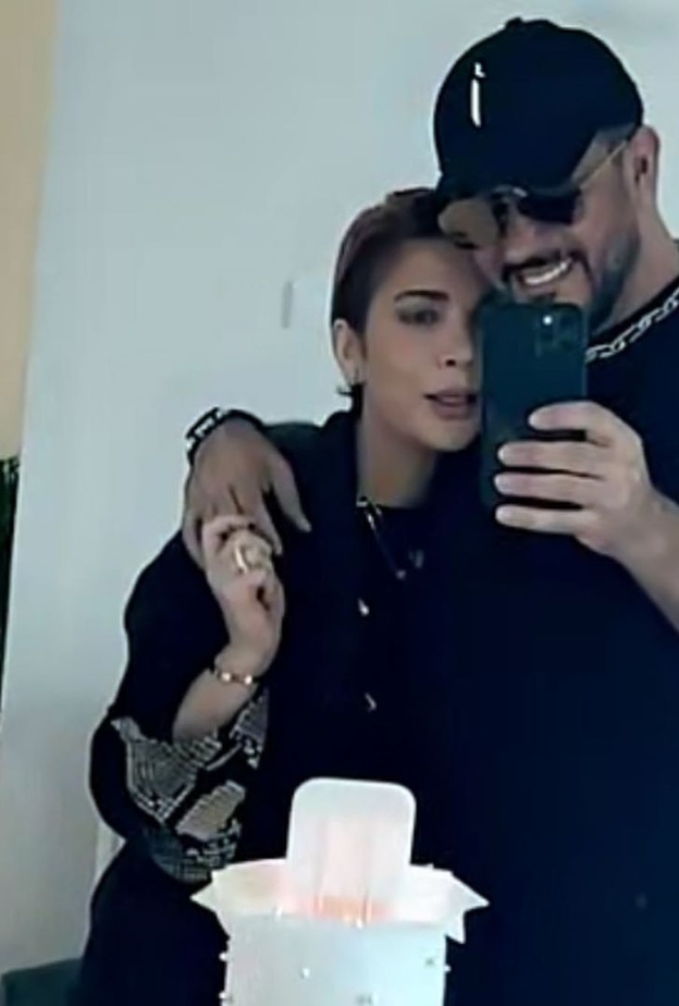 فيديو أصالة نصري تحتفل مع زوجها فائق حسن بمناسبة سعيدة ويتبادلان التهاني