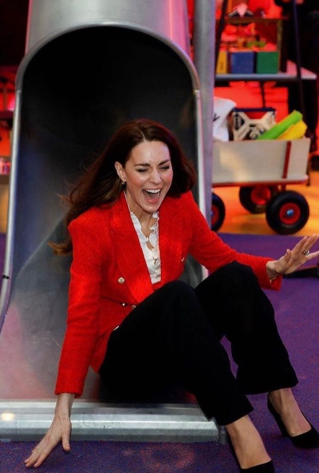 كيت دوقة كمبريدج تظهر جانبها المرح أثناء زيارتها للدنمارك