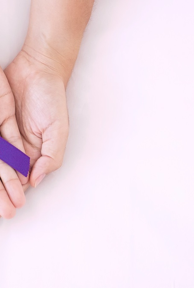 5 اعراض تنذر بالاصابة بسرطان البنكرياس