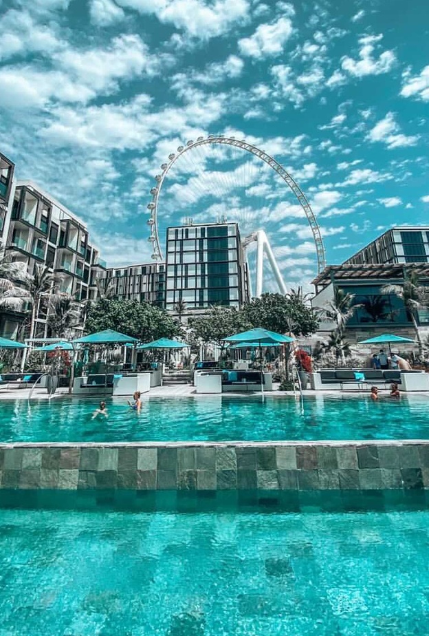 كوف بيتش.. وجهة شاطئية مثالية للاستجمام  في دبي 