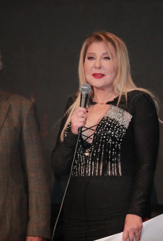 نادية الجندي وحسين فهمي