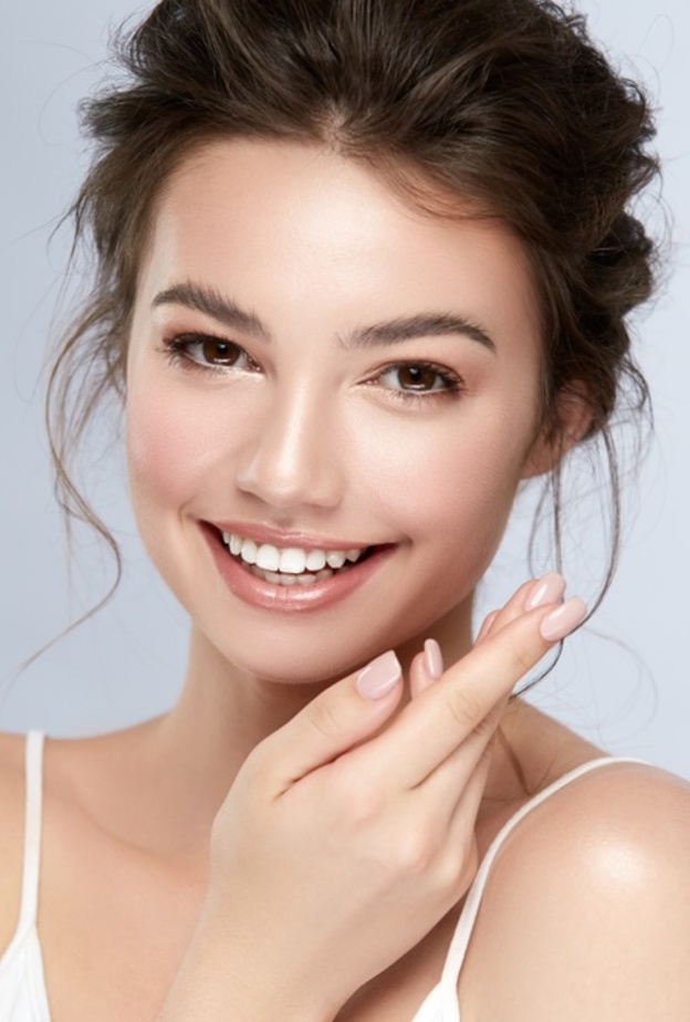 كيفية تجميل اللثة بالليزر لابتسامة رائعة يوم عيد الحب 2022