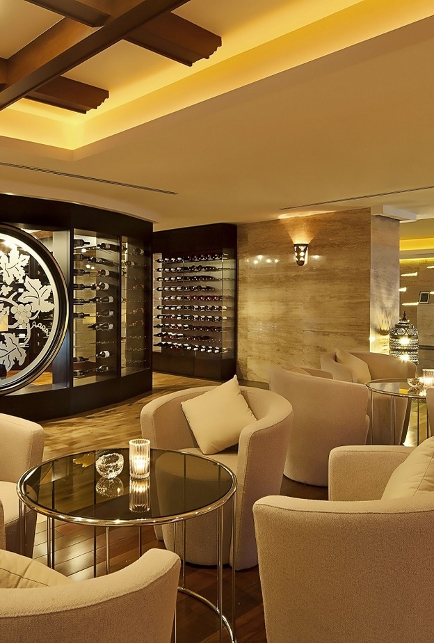 فندق "بارك ريجيس كريس كين دبي" يدعو الضيوف للاحتفال بأمسية رحلة عشاء عيد الحب 